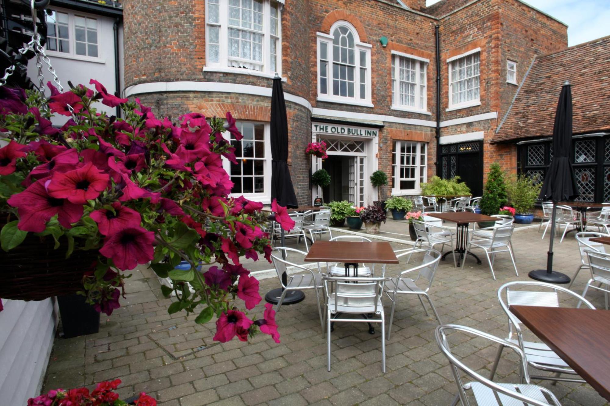Old Bull Inn Royston  Exterior photo